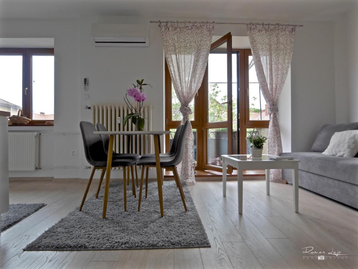 Emily Apartment Košice Extérieur photo